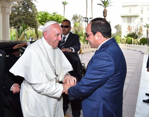 pope francis and president el sisi  7
